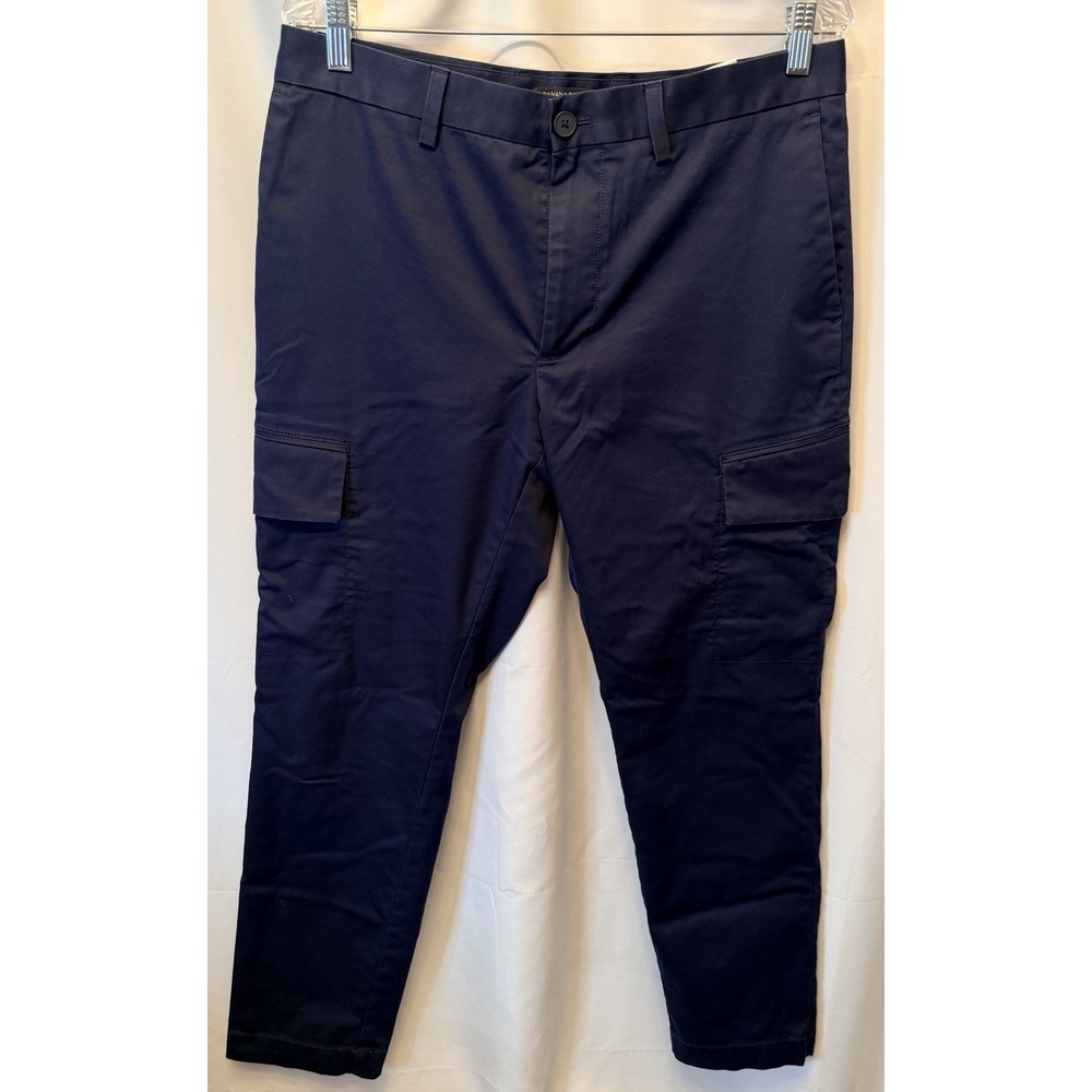 Banana Republic Size 32x30 Athletic Tapered Core Temp Cargo Pants Navy Blue